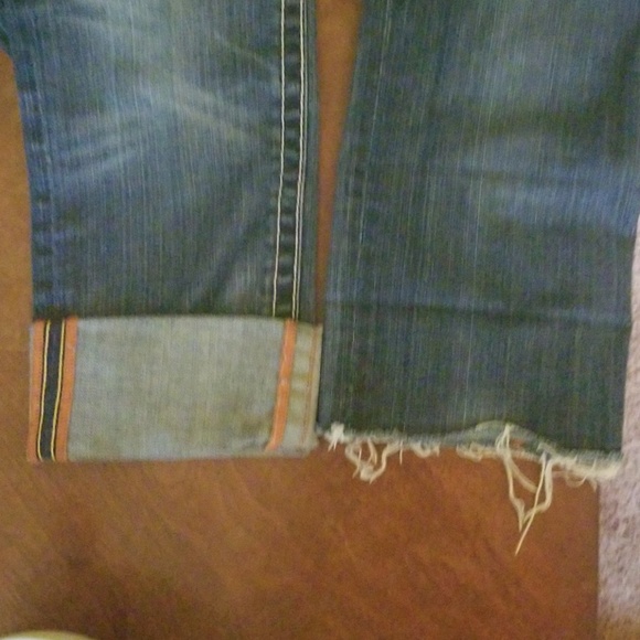 **SOLD**Rock Revival Skinny low rise - Picture 6 of 6